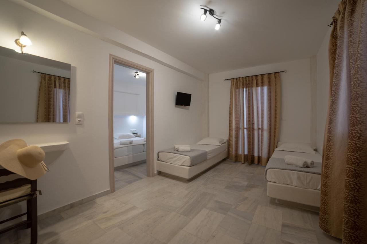 Aphrodite Hotel & Apartments イオス島 チョーラ エクステリア 写真