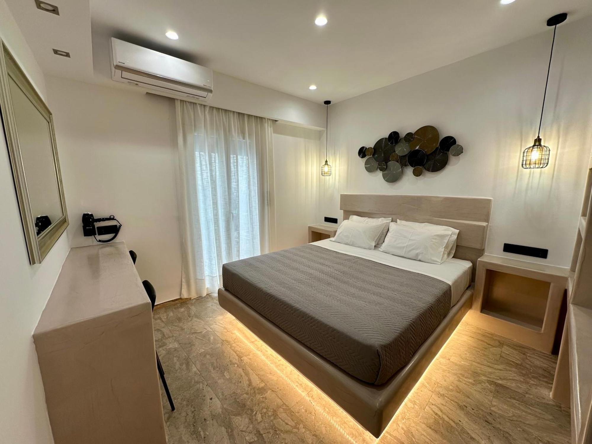 Aphrodite Hotel & Apartments イオス島 チョーラ エクステリア 写真